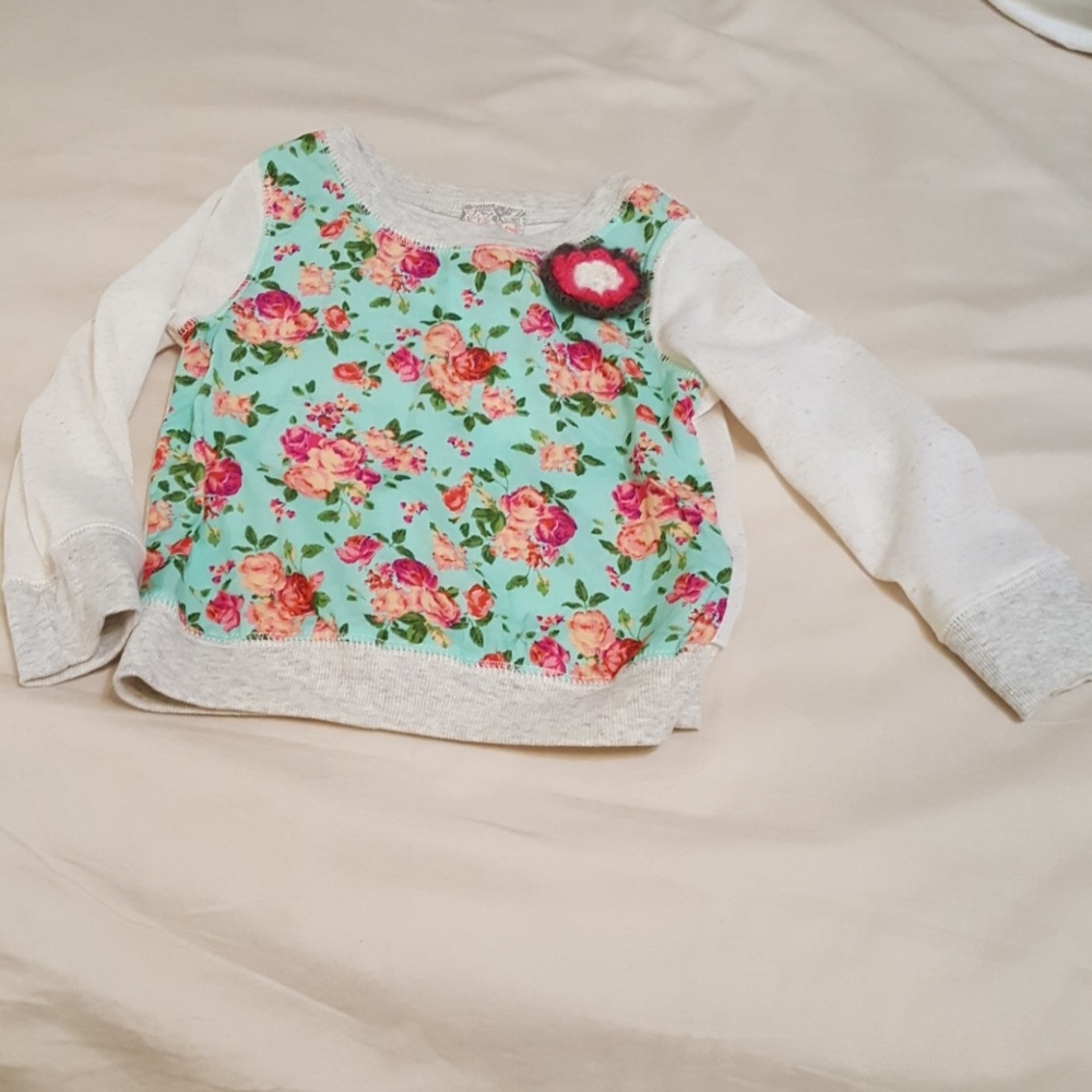 NEW! Amazing shirt sweater